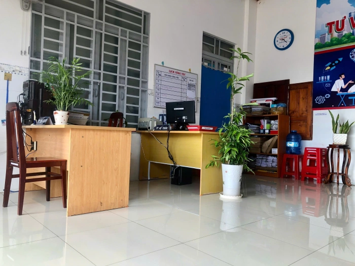 Tư vấn và dạy lái xe Hải Vân (GV Vũ)